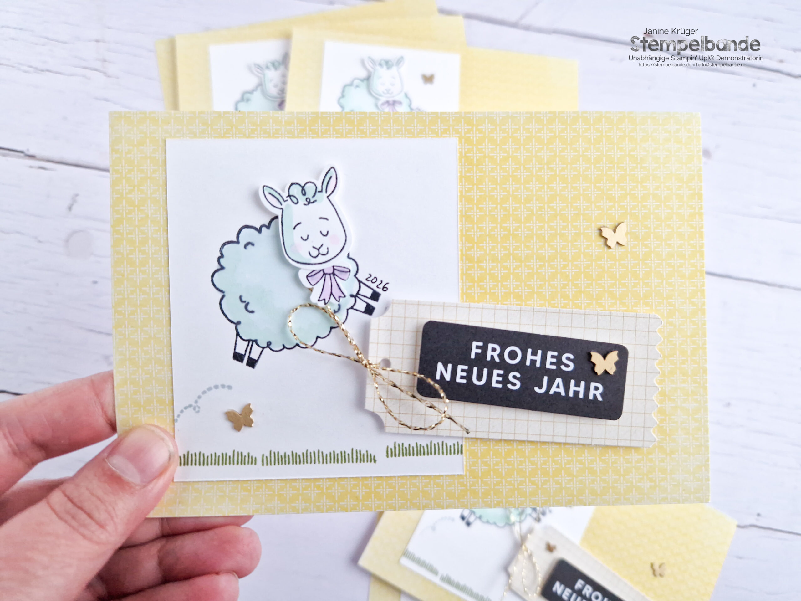 Katalogbeileger zum Stampin’ Up! Mini-Katalog Januar–April 2026 mit Knuddelschaf-Motiv und Neujahrsgruß